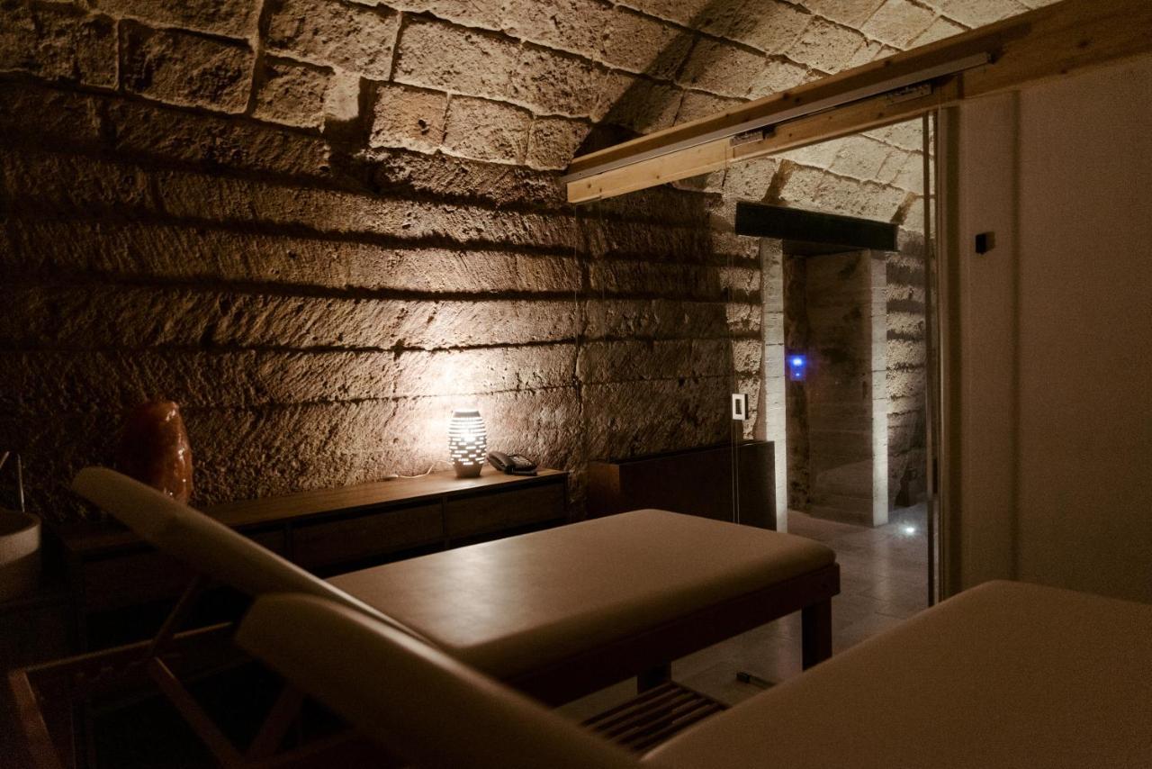 Le Carasse Boutique Hotel Mola di Bari Exterior photo