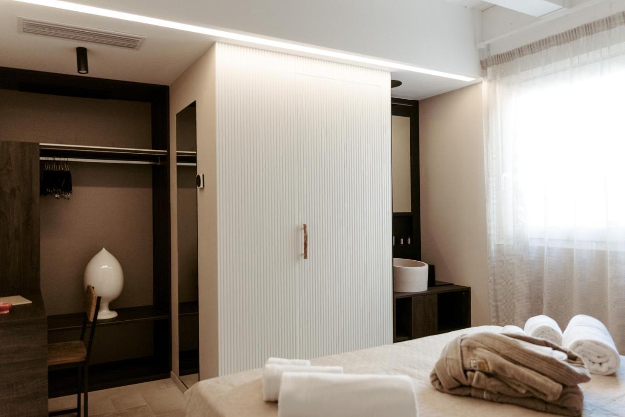 Le Carasse Boutique Hotel Mola di Bari Exterior photo