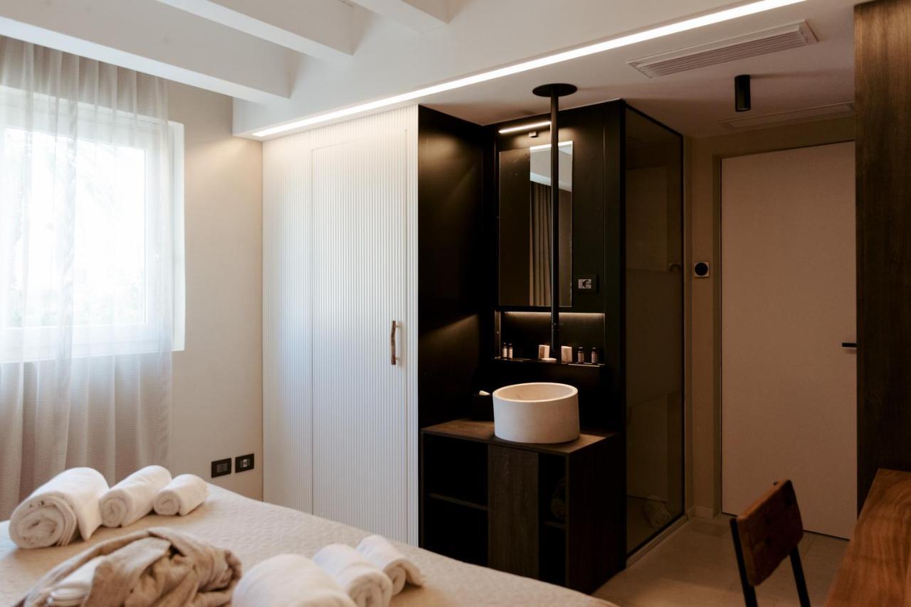 Le Carasse Boutique Hotel Mola di Bari Exterior photo